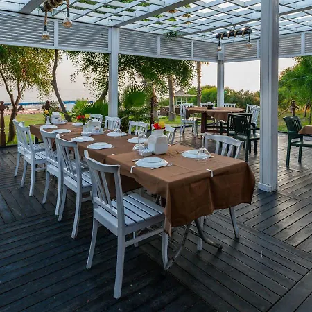Отель Nergos Garden 4*