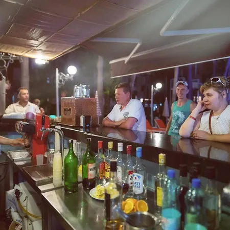 Otel Nergos Garden 4*