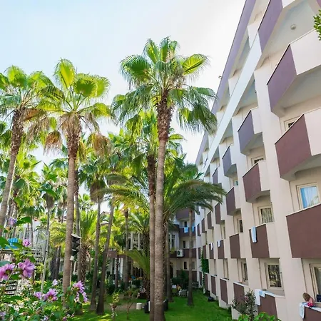 Otel Nergos Garden 4*