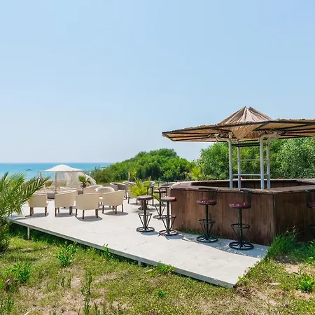 Отель Nergos Garden 4*