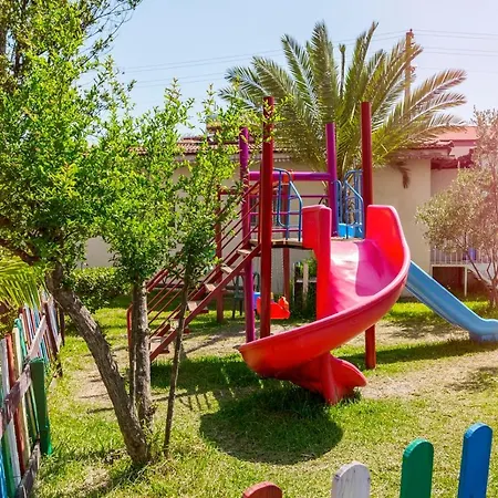 Nergos Garden Side